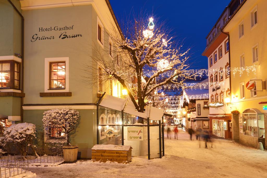 Hotel Gruener Baum Zell am See Bagian luar foto