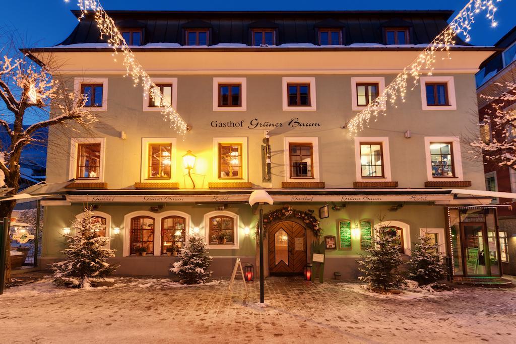 Hotel Gruener Baum Zell am See Bagian luar foto